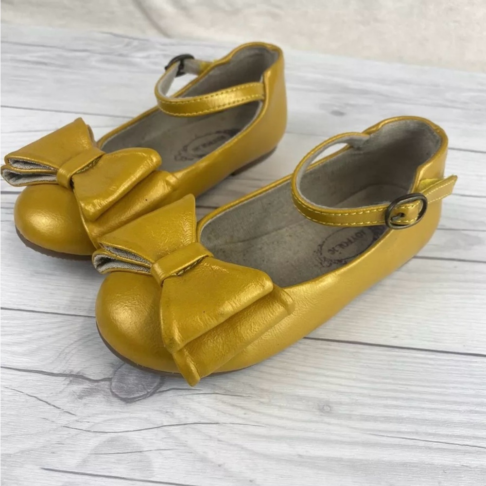 Absolutely Adorable!  Joyfolie mustard Yellow Bow Shoes Size 9 Toddler Girl